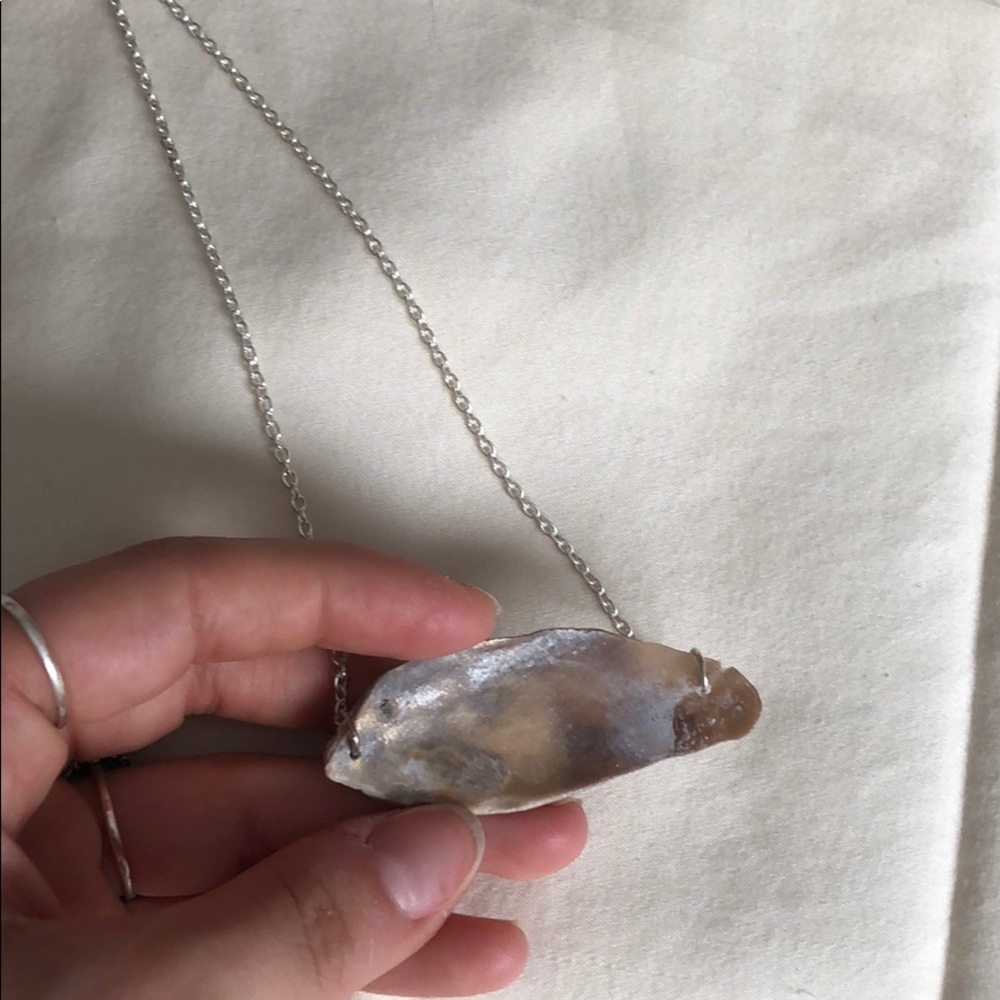 Shell necklace - Picture 2 of 4